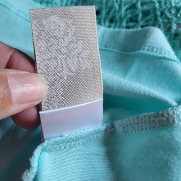 Soft  surroundings Turquoise crochet blouse size medium. - Picture 10 of 10